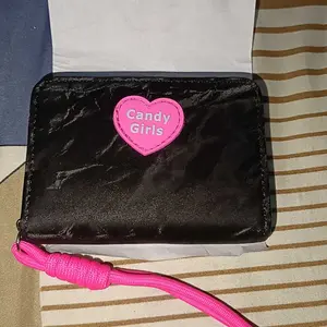 Dompet wanita model baru, dompet akordeon manis feminin, dompet koin kecil bernilai tinggi untuk wanita, tempat kartu cinta lucu