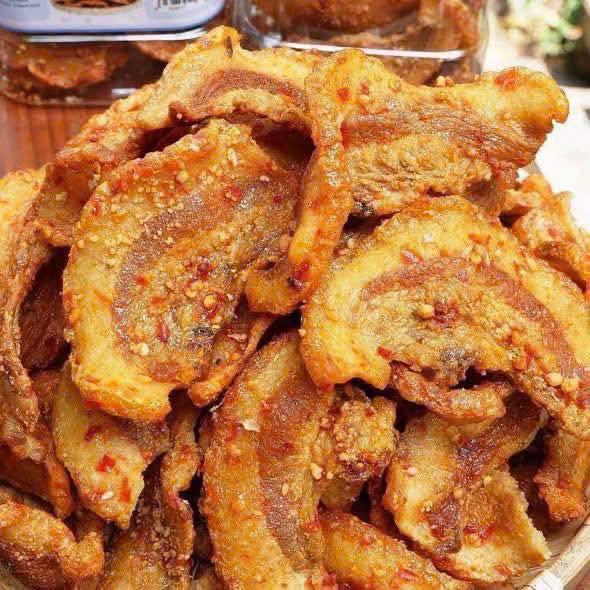 Ba Rọi Mắm Tỏi, Ba Chỉ sấy giòn rim mắm tỏi hộp 200g giòn ngon MT FOODS