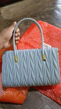 Product Review of MOCO Fashion Tas Selempang Wanita Hand Bag Tekstur Timbul Zigzag 2819 from s**a f**i 1