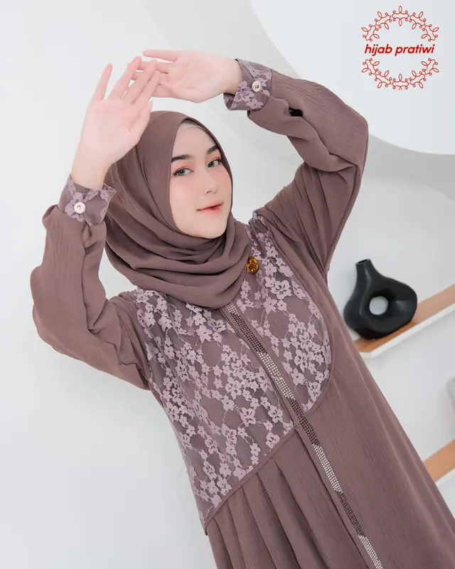 Syakila Dress Gamis Cringkel Mix Brukat Gamis Viral Kekinian Terbaru Gamis Muslim Elegant Gamis Kondangan Hits 2025 1