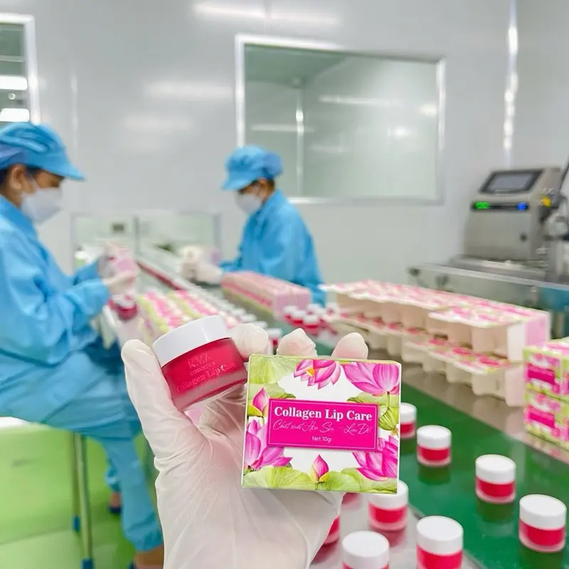 (Quà Tặng Kèm) SON DƯỠNG COLLAGEN LIP CARE [HOA SEN - LỰU ĐỎ] - K.Y.A Cosmetics - KL 10gr 3
