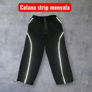 BISA COD !!!Celana Baggy Pants STRIPED REFLEKTIF Bahan Fleece Premium Nyaman Hangat Stylish dengan Garis Reflektif dan Potongan Longgar Modern / Celana Buggy Pant Terbaru Bisa Menyala