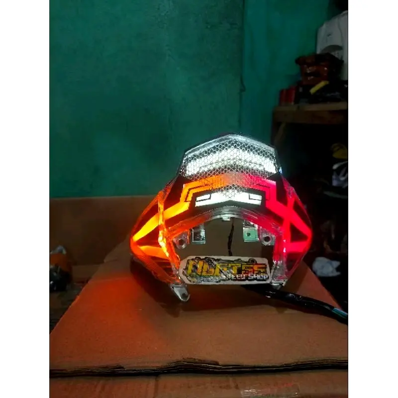 STOPLAMP HONDA VARIO 125 OLD BOHLAM CUTOM LAZY LIGHT SEIN RUNING TINGGAL COLOK STOPLAMP VARIO 125 TECHNO WELCOME RUNNING 1