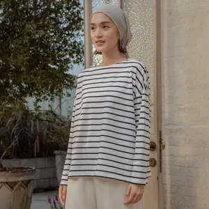 Earthly Allure HijabChic Ulyani Black and White Stripe Tops Babyterry Katun Setrip Hitam Putih Kaos Knitt Salur Inner Allsize Premium