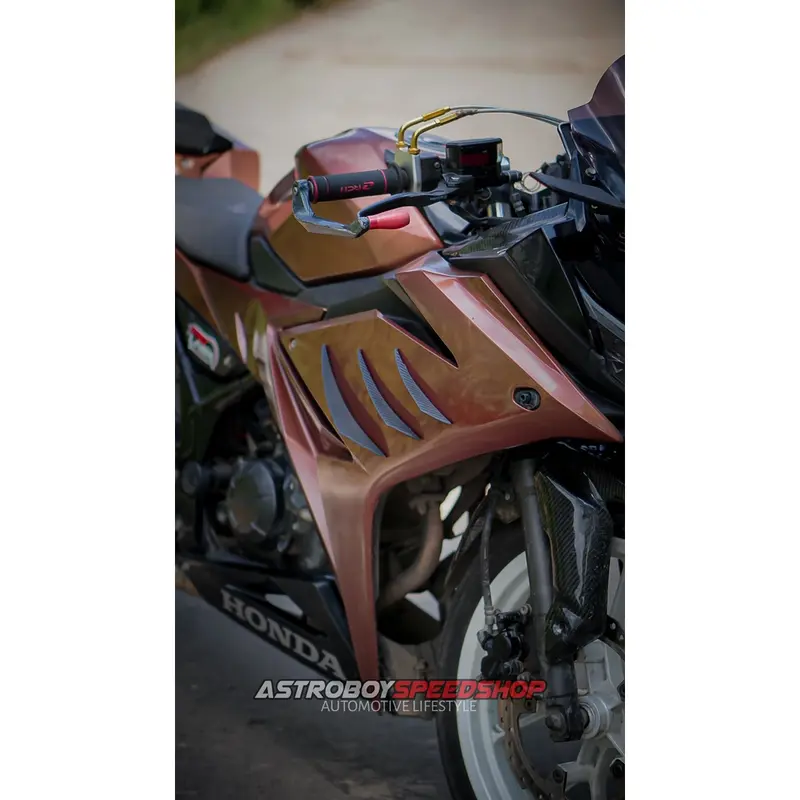 SIRIP SPOILER FAIRING HIU UNIVERSAL CBR 150R CBR 250RR R15V3 GSX 150R 3