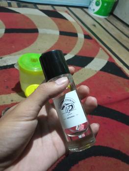 Product Review of Pink Chiffon Parfum Premium 30 Ml Tahan Lama cocok buat cewe dan cowo Perfume Wangi Elegant Wanita Travel Size Paper Cewek Pewangi from s**♏ 1
