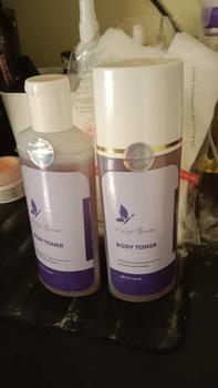 Product Review of PAKET 2 TONER BADAN MARLENA DNA SALMON BODY TONER MARLENA BPOM from P**k J**📍 2