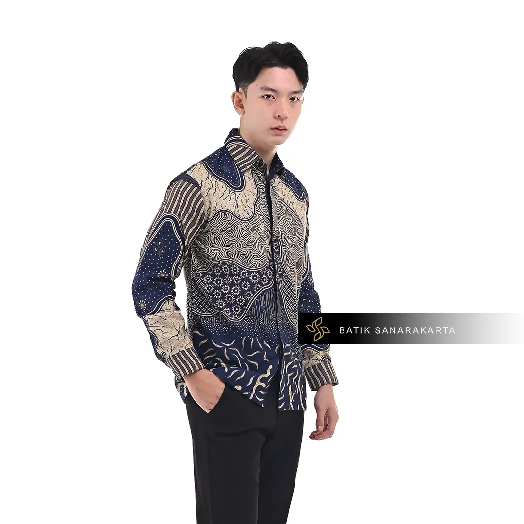 Batik Sanarakarta Kemeja Pria Slimfit Lapis Furing Premium SNR00103