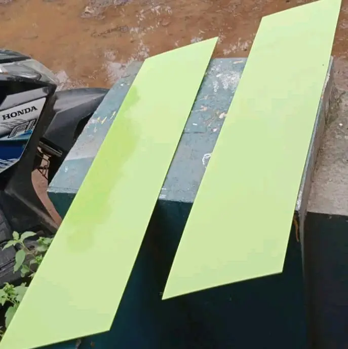 wiper bahan dari piber untuk mobil hino tronton