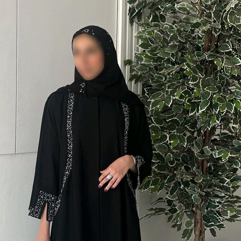 Abaya Syarifah Jasmine Hitam Full Furing by Ghanim Modesty -  Simple Gamis dengan Payet Tanam Mutiara - Muslim 4