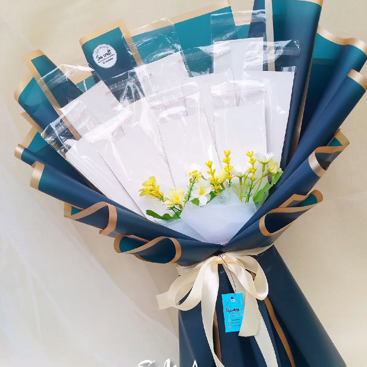 READY STOCK Kerangka buket uang kosong slot 10 lembar