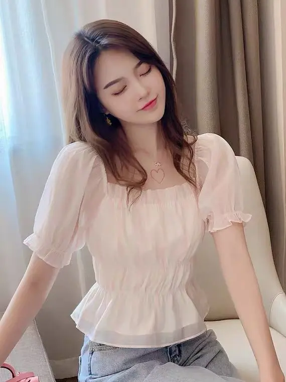AMORA SMOCKED PUFFED SLEEVES CROP KOREAN STYLE TOP kemeja viral blouse vintage