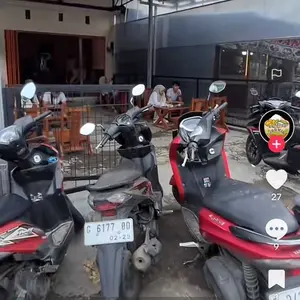 Banner Happy Birthday Segilima/Laser Cut Sambung