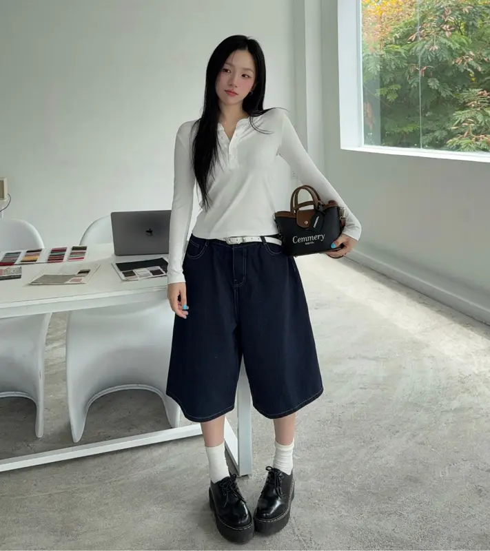 Túi Đeo Chéo CEMMERY Local Brand Chính Hãng Velvet Mini Bag Logo Thêu Nắp Nam Châm 4 Màu | BigBuy360 - bigbuy360.vn Túi Đeo Chéo CEMMERY Local Brand Chính Hãng Velvet Mini Bag Logo Thêu Nắp Nam Châm 4 Màu | BigBuy360 - bigbuy360.vn