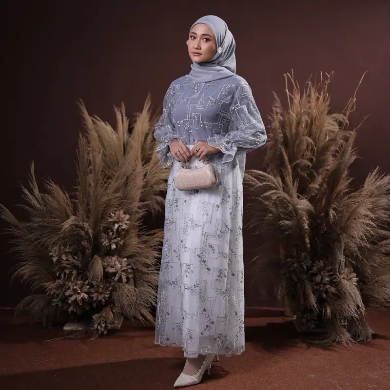 Raya 02, Grey