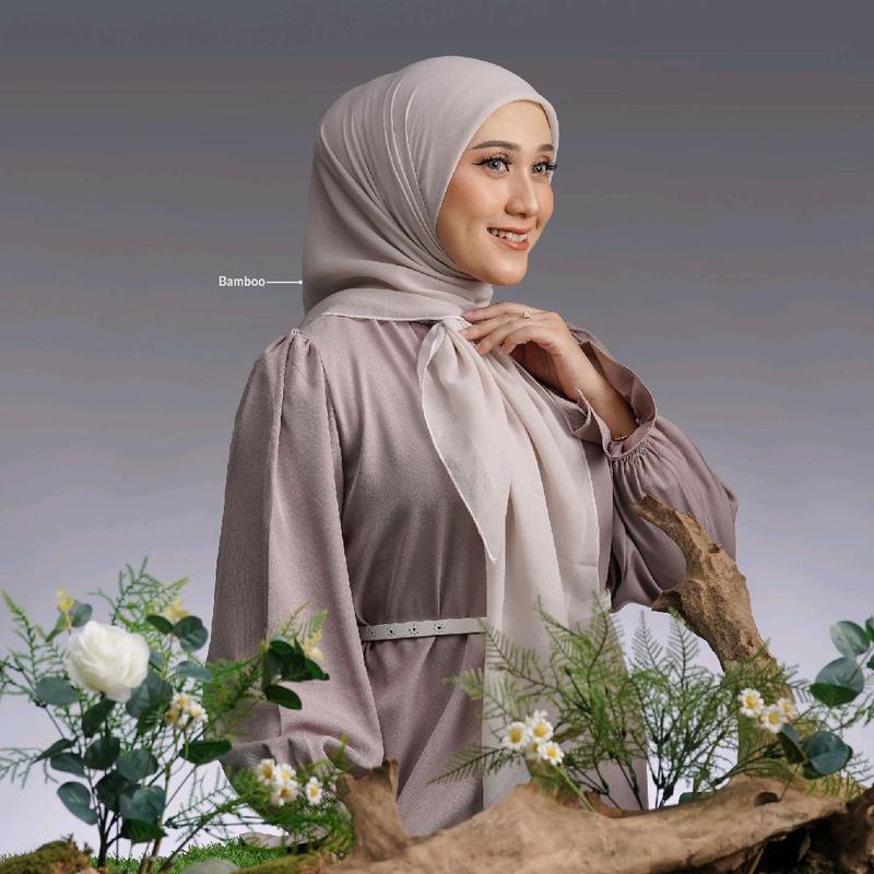 PROMO NADHEERA 037 HIJAB SEGI EMPAT POLOS PARIS TERBARU 1