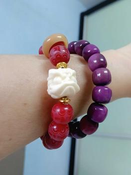 Product Review of Grape purple old material purple jade grape bodhi root soft finger bracelet from J**👍 0