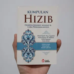 Kumpulan HIZIB Disertai Khasiat Dan Cara Mengamalkannya Teks Arab Dan Terjemah Ukuran Kecil A6