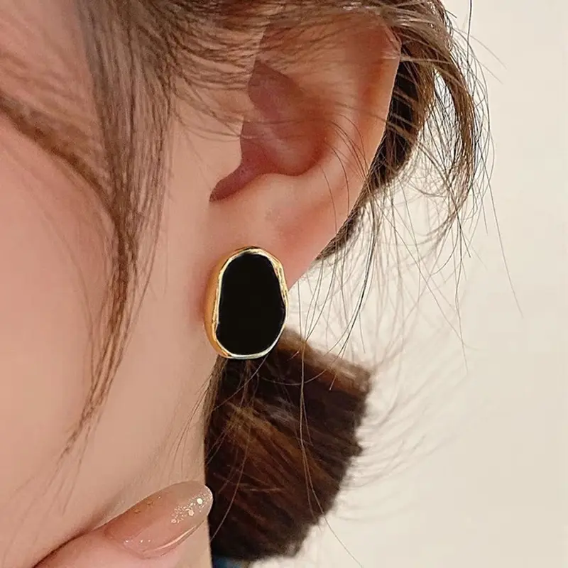 AS09 Anting Stud Fashion Earrings Luxury Beautiful Earrings Mode Circle Black Geometri Fashion Wanita Korea 4