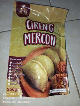 Product Review of 1 Pack Cireng Mercon Umafood Isi Ayam Suwir Pedas / Jando Pedas / Usus Pedas / Ati Pedas / Keju from m**4 2