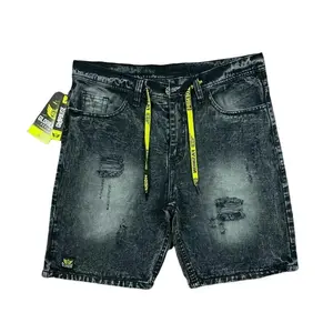 NANDISTRO Celana Jeans Pendek Pria SOBEK Shorts Denim Hitam Fit Skinny Bahan Denim Stretch Desain Ripped Modern Size S-4L Kancing Resleting Belt-loops Kantong Depan Belakang