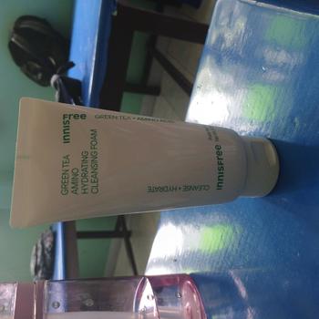 Product Review of Innisfree Green Tea Amino Hydrating  Cleansing Foam 150g / Sabun Pembersih Wajah untuk Kulit Kering from b**s 1