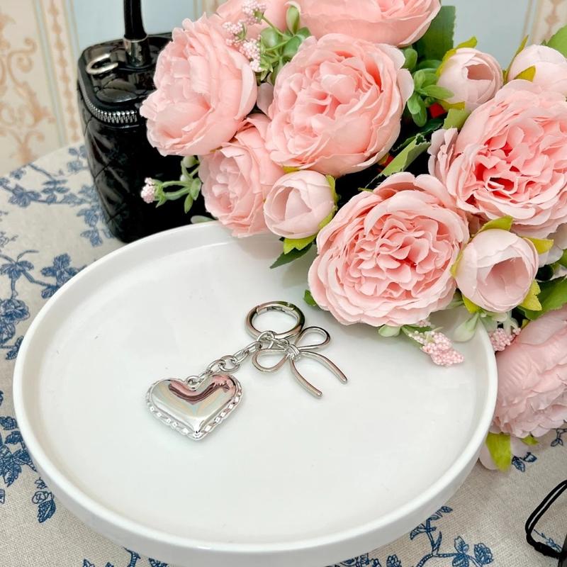 Gantungan Kunci Silver monochrome monokrom / gantungan kunci pita love kecil keychain / Keychain Coquette Love Big Heart / Bag strap Love Pita Phone Strap 1