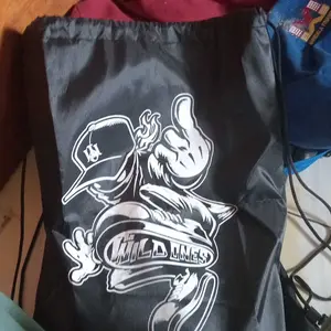 tas serut string bag karakter populer