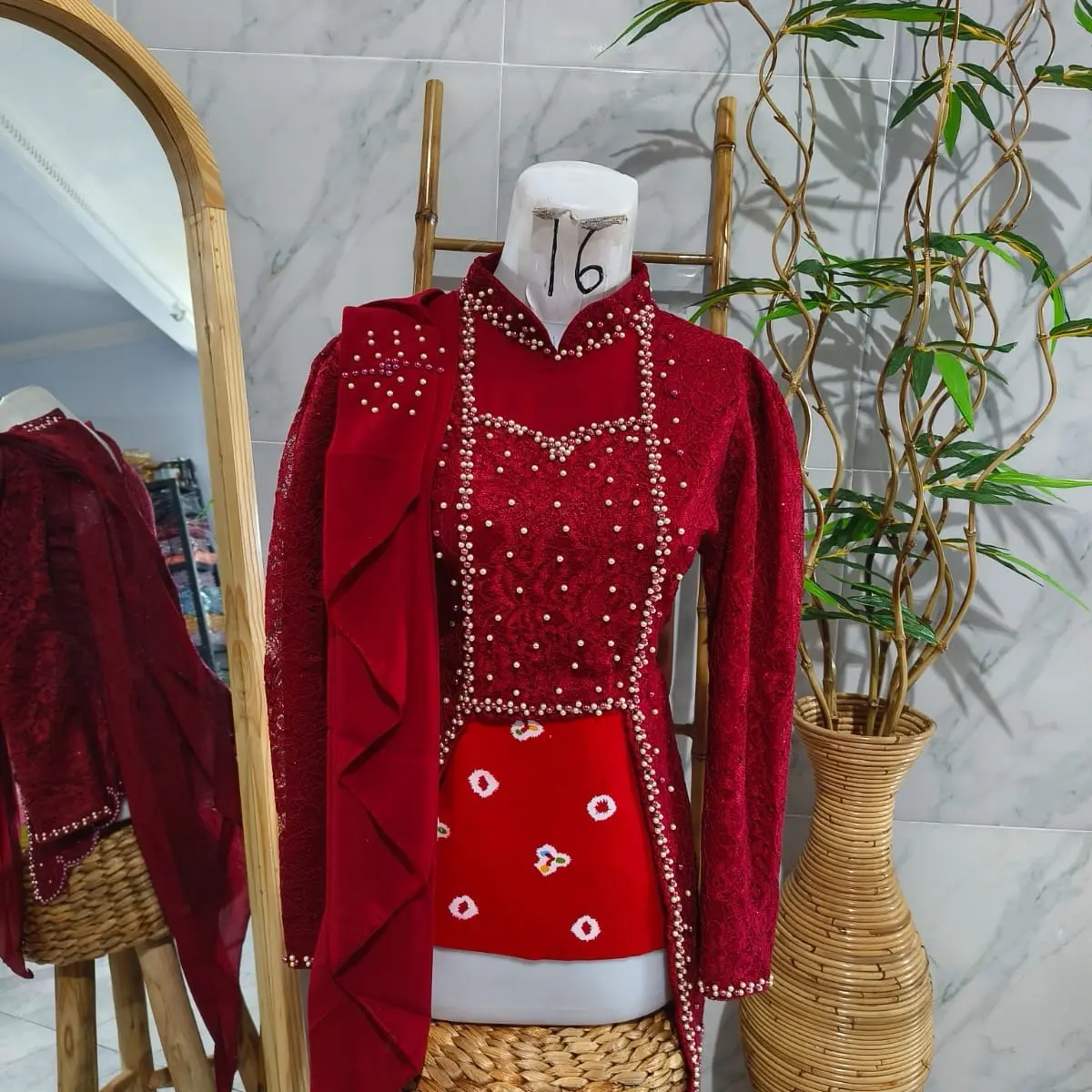 Kebaya Kutubaru Broklat Hijab DA (KEBAYA SAJA)