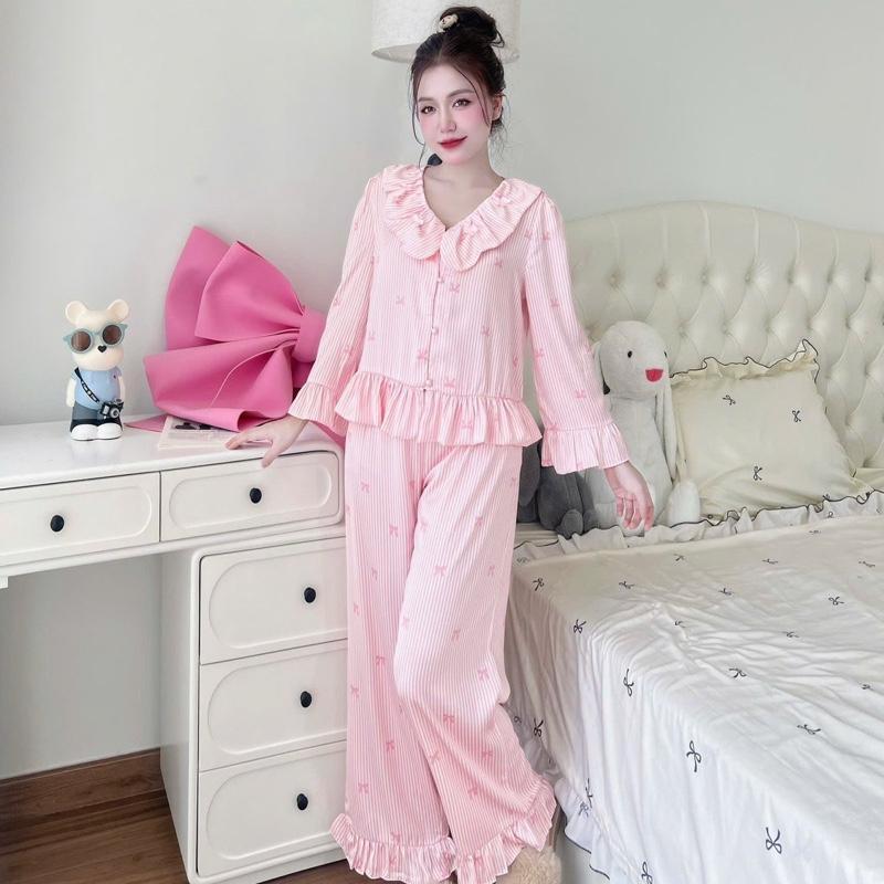 Đồ Ngủ Tiểu Thư Cổ Sen Tay Dài Loe Quần Dài Freesize 40-60kg Chất Liệu Lụa Latin Mềm Mịn Chiều dài áo 52cm