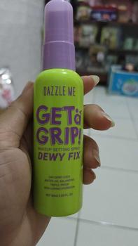 Product Review of [POPBELA Best Setting Spray 2024 Winner] DAZZLE ME Get a Grip! Makeup Setting Spray Dewy Fix Beauty Protecting 4 X Hydrating Makeup Mist Flawless Lightening Primer Water Tahan 24 JAM from E**🌻 3