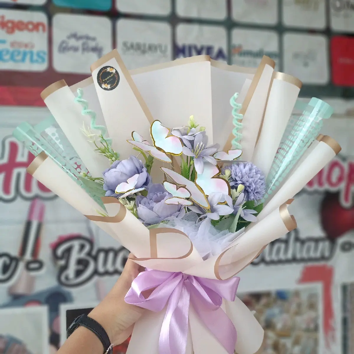 buket bunga kupu-kupu mursh