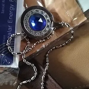 Kalung Kesehatan Energi Quantum Rantai Titanium Liontin Bulat Berwarna