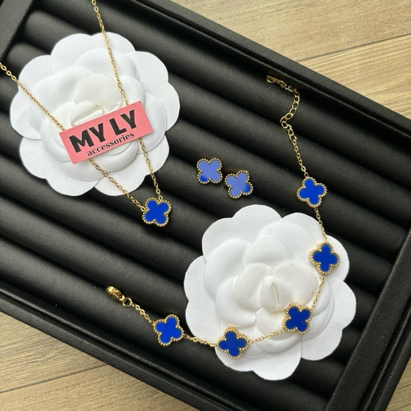 Set cỏ 4 lá titan không gỉ màu xanh dương mạ vàng 18k size 12mm Set 3 món dây chuyền bông tai lắc tay