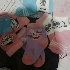 Paket 4 Pasangn Kaos Kaki Anak Bayi Baru Lahir Usia 0-6 Bulan - Kaos Kaki Bayi New Born