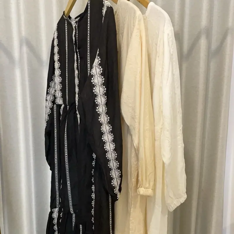Ayuvarna Long Tunik embroidery
