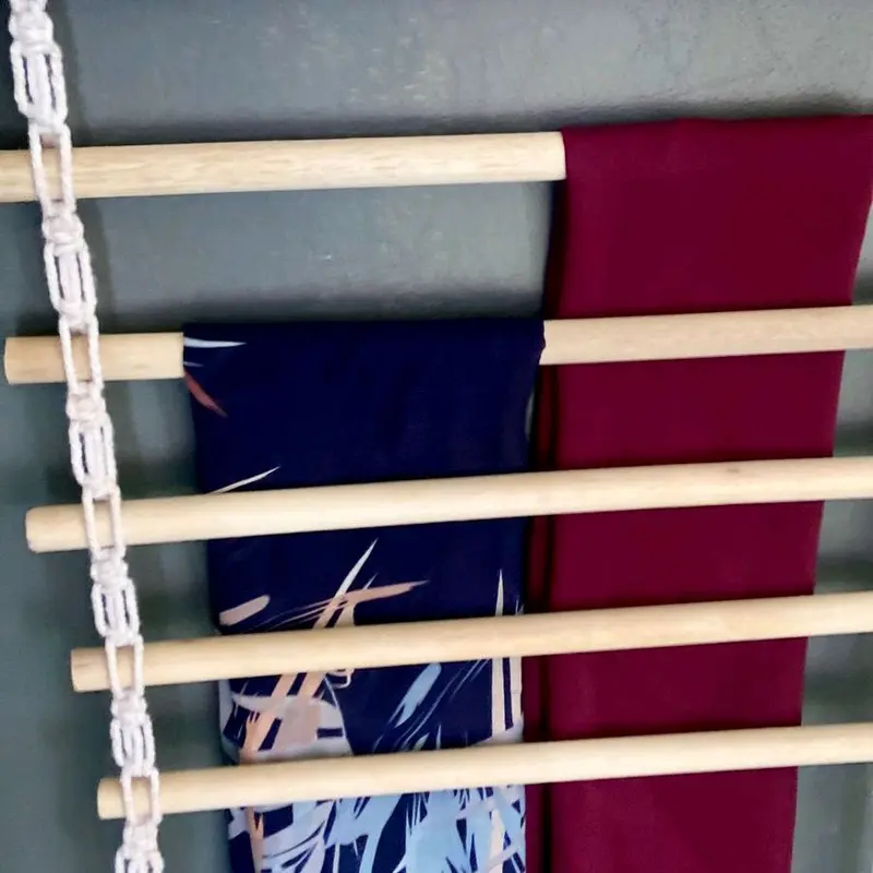 Gantungan Hijab Aesthetic 8 Susun Panjang 50 cm Kayu Berkualitas Tempat Kerudung Cantolan Jilbab Sajadah Serbaguna Tempel Kait di Dinding Ladder Hanger Tali Gantung Baju Mukena 5