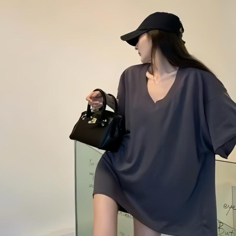  Phông cổ tim . dáng rộng chất vải cotton bozip có độ co dãn phong cách thoải mái . Độ mát đỉnh chóp cho các nàng chuppy 