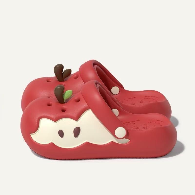 【Dép lỗ táo Hot 2025 Dép táo hình quả táo nữ siêu dễ thương - Chống trượt, đế EVA mềm nhẹ - Dép đi biển, dép tắm ngoài trời, dép đi chơi, dép nhà tắm, dép bơi hồ bơi | Sandal nữ đẹp thời trang | Quà tặng bạn gái (Unisex) giày sandals nữ đẹp