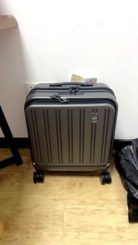 Product Review of Multifunctional suitcase 18-Inch Front Open Towing Bag with USB Charging and TSA Customs Lock - Portable Business Travel and Students' Case Can board without checking from N** G**n 2