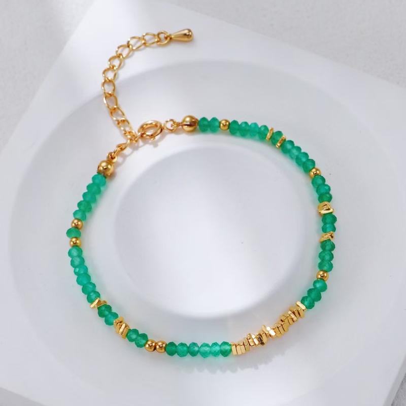 Product Introduction of S925 Silver Vintage Gold Green Agate Bracelet 0