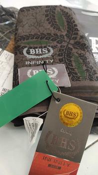 Product Review of sarung BHS infinity batik hitam/hijau/merah/coklat/putih/hijau lumut from a**" 1