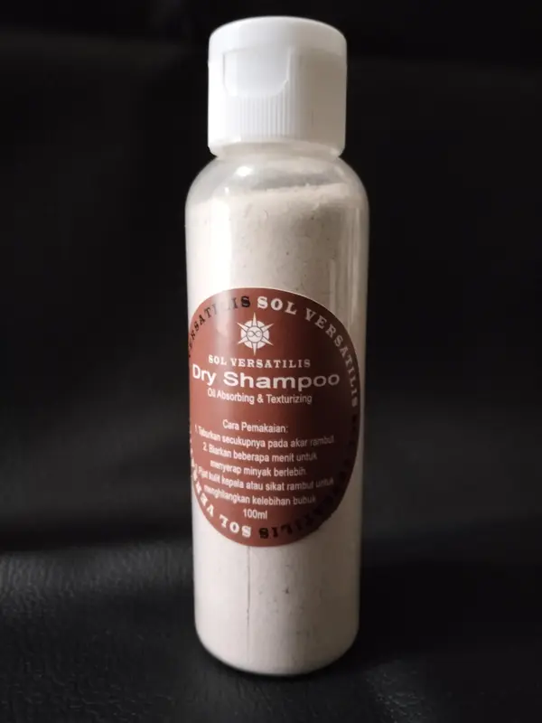 60 Gram Dry Shampoo - Oil Absorbing & Texturing - Sol Versatilis 3