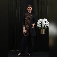 Gambar NONA RARA - Tunik Aria SuksmaT4392, Baju kerja batik blouse tunik wanita modern - S dari Nona Rara Batik Kota Administrasi Jakarta Timur 5 Tokopedia