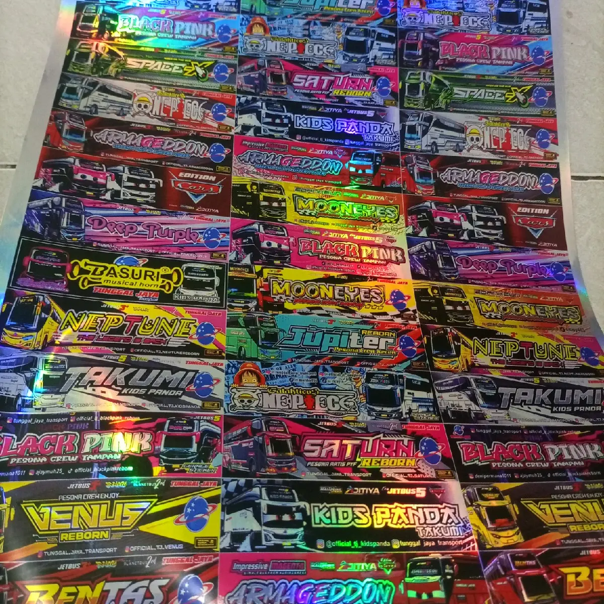 UPDATE sticker tunggal jaya panjang 45 pcs, sticker bus basuri full tunggal jaya model panjang isi 45 pcs cocok untuk jualan lagi Stationery buku bus mania binder bulu bulu Paper Stiker
