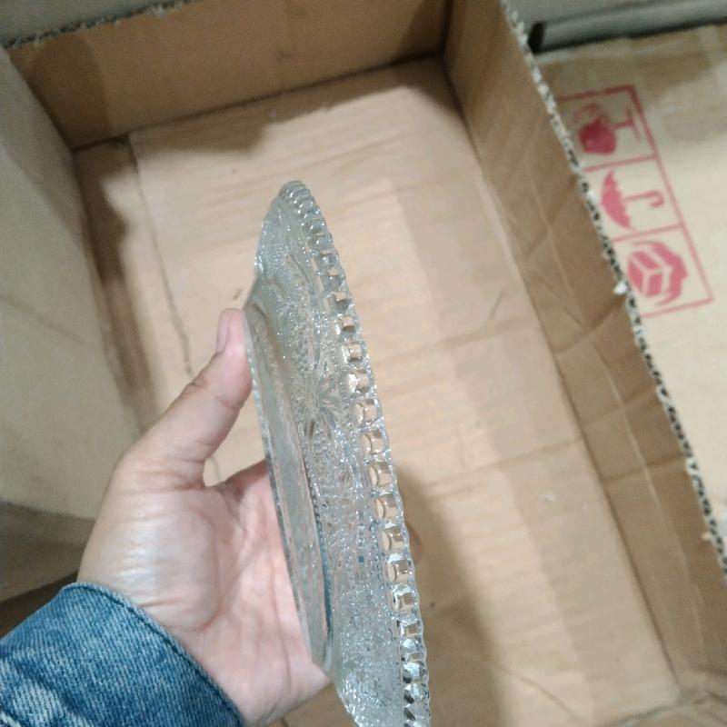 Setengah lusin piring makan kecil/lepek kaca motif kristal 4