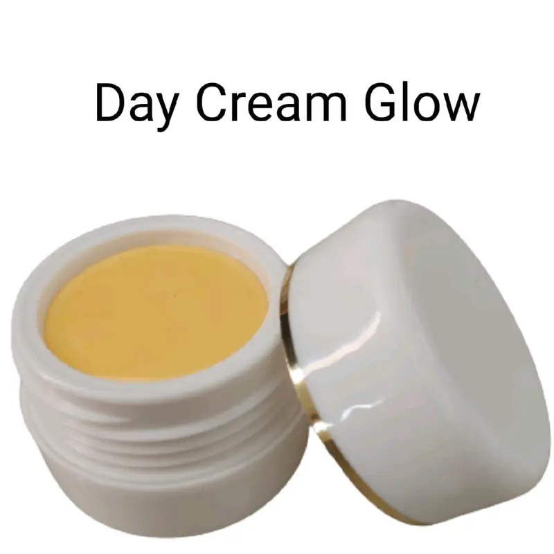 Day Cream Siang Glow Alas Bedak Textur Padat Berminyak Mencerahkan Wajah 0