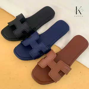 KKY - Sendal Flat Wanita OOTD Cantik Elegan Pijakan Empuk Model Kekinian - Sandal Hitam Slop Size 36-41
