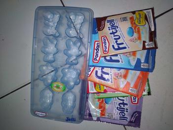 Product Review of (DISKON 50%) Pondan Frutijell 6g Jeli Kemasan Ekonomis jelly from A**h 0