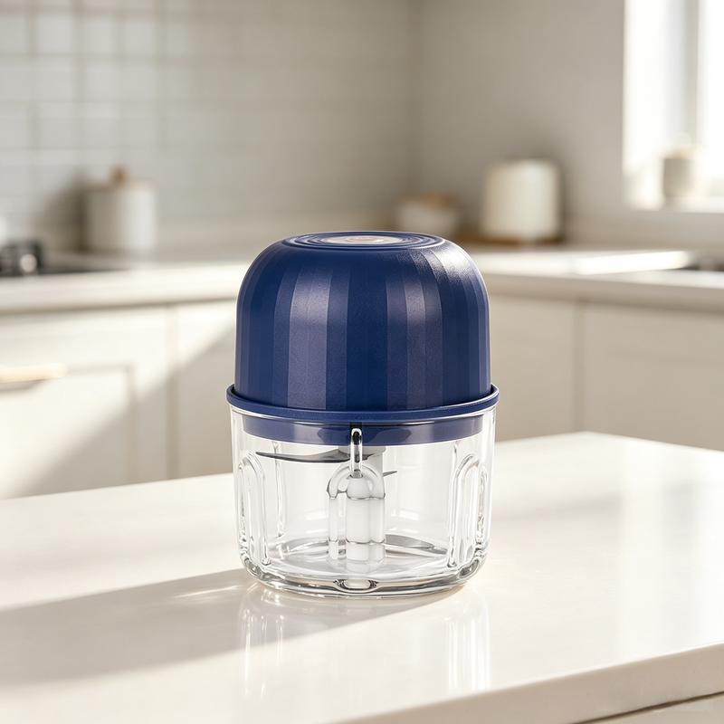 Máy xay mini cầm tay dùng pin sạc, thích hợp để xay tỏi, hành tây và ớt.